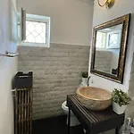Apartment Lucomi's Bucharest
