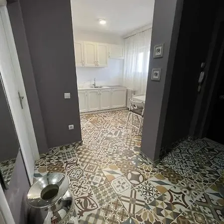 Apartament Lucomi's