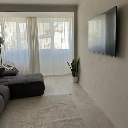 Apartment Lucomi's *